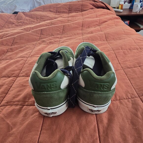 Vans Skate Sneakers Green Suede Retro Skate - Picture 4 of 5